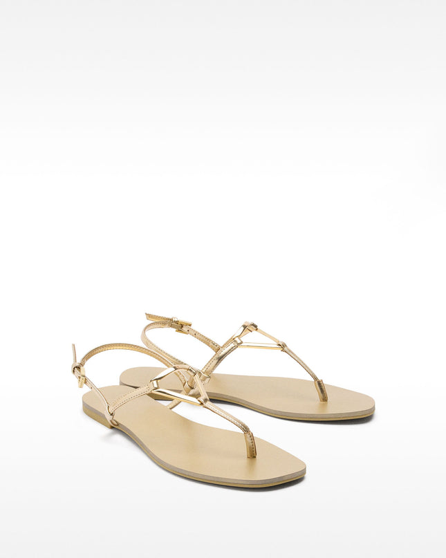 Flat sandal with straps, Parfois brand.