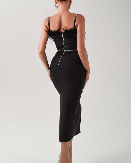 Vestido Midi Elegante Preto com Detalhes em Penas