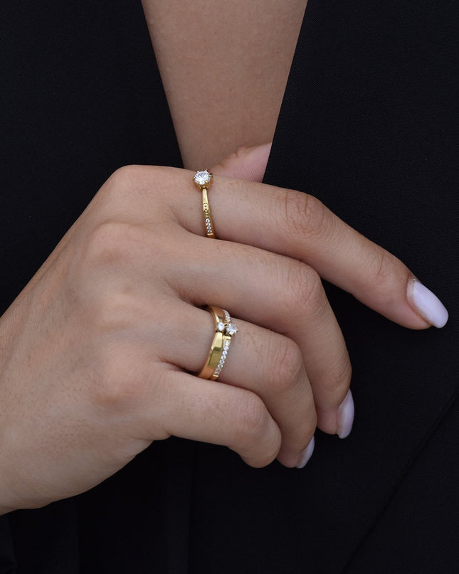 Anel Delicate com zircônias