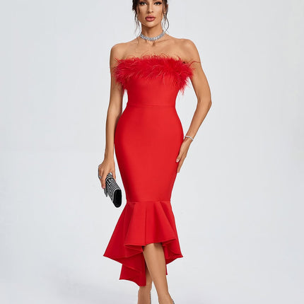 Red bandage dress with feathers.