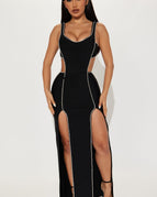 Black / M