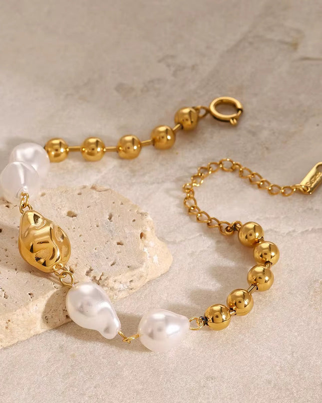Stainless steel bracelet with pearls