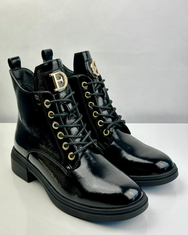 Patent leather military boot with appliqué - Black