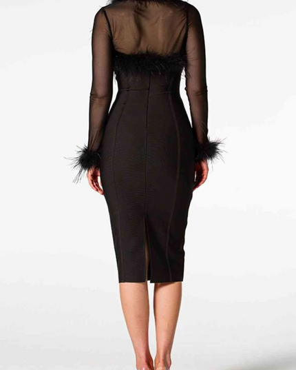 Vestido com jaqueta de tule removível  com