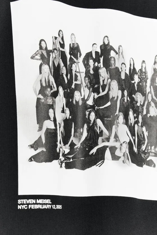 𝐙𝐀𝐑𝐀 -  T-Shirt Fotográfica Steven Meisel - 50th Anniversary