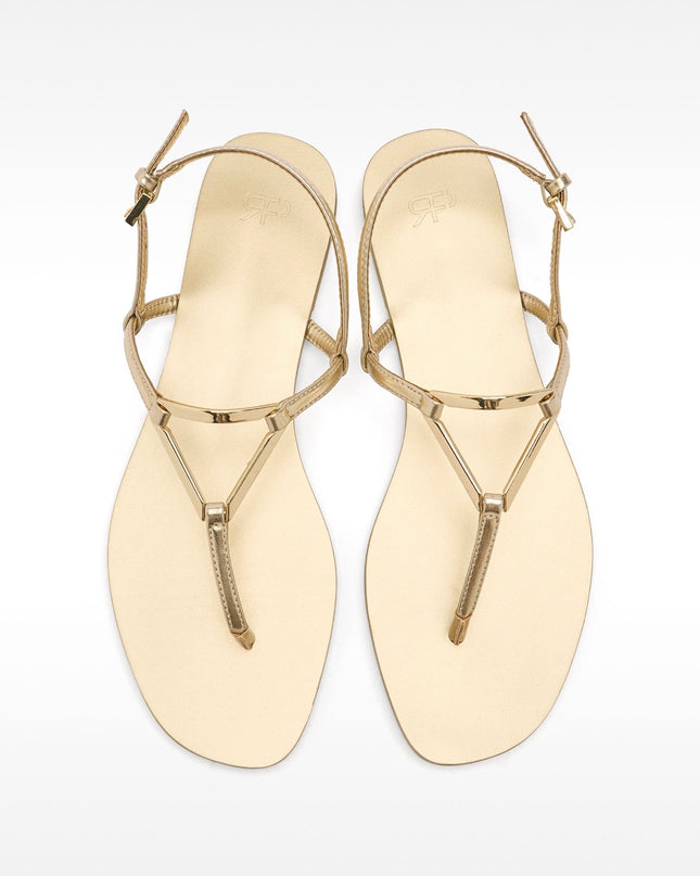 Flat sandal with straps, Parfois brand.