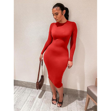 Fitted evening dress with long sleeves