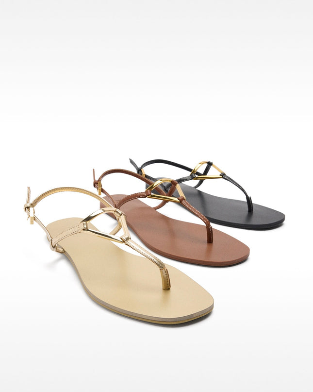 Flat sandal with straps, Parfois brand.