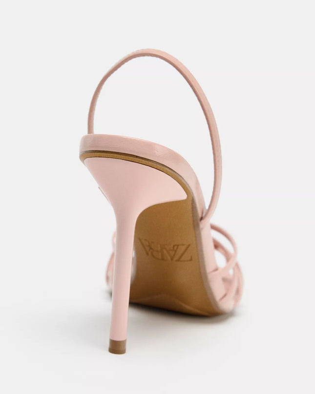 𝐙𝐀𝐑𝐀 - Sandália com tiras rosa