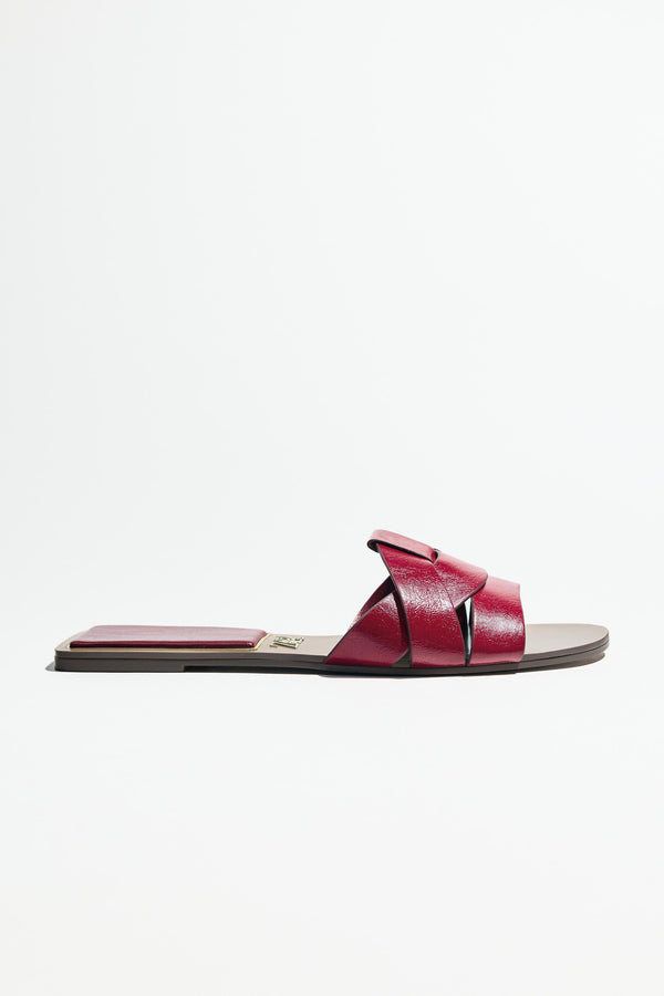 𝐙𝐀𝐑𝐀 - Chinelas de tiras cruzada