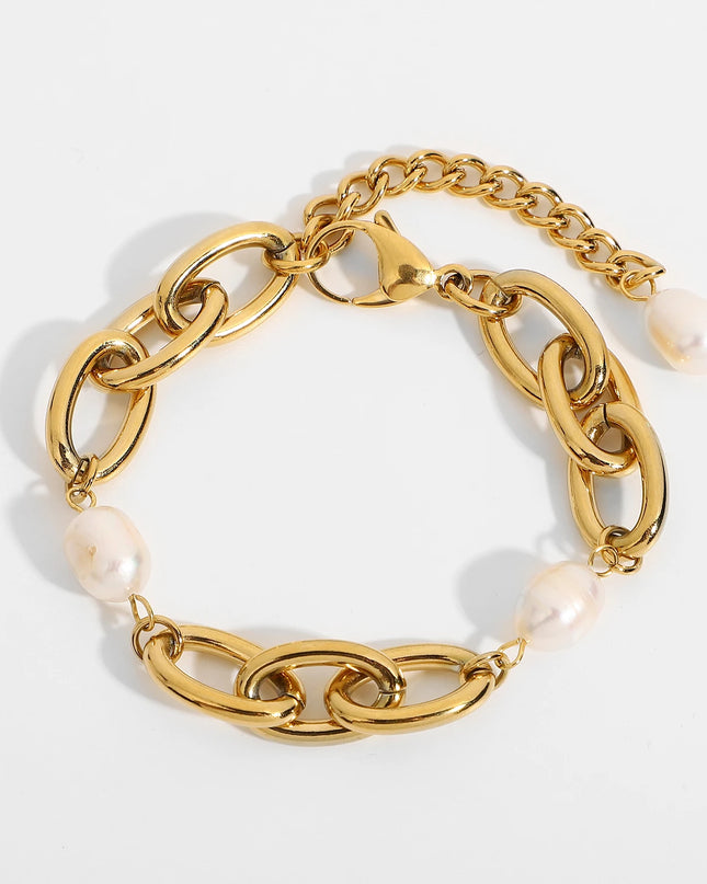 Tahlia Bracelet in Gold and Pearl