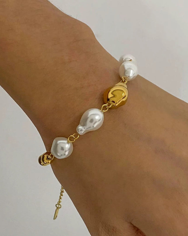 Stainless steel bracelet with pearls