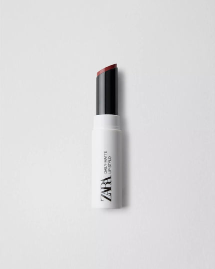 𝐙𝐀𝐑𝐀 - BATON DAILY-MATTE LIP STYLO