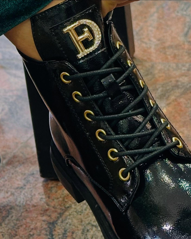Patent leather military boot with appliqué - Black
