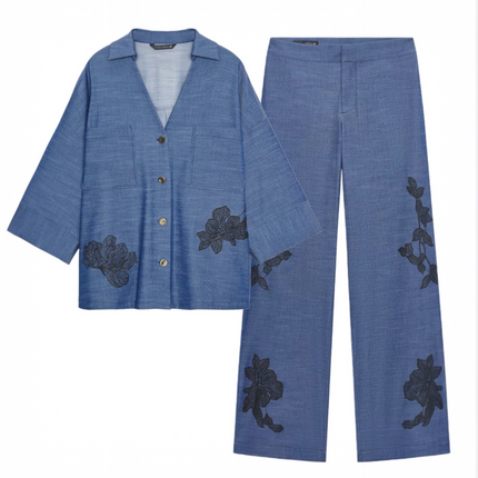 ZARA - Zara set consisting of a kimono shirt and loose-fitting pants with floral details.