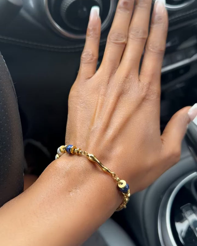 Betty Bracelet with Gold Beads 