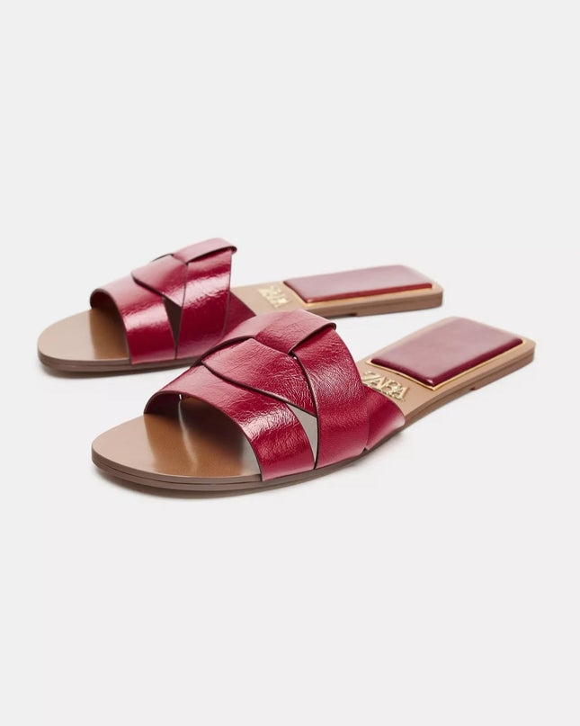 𝐙𝐀𝐑𝐀 - Chinelas de tiras cruzada