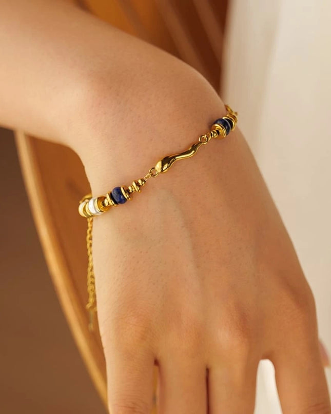 Tahlia Bracelet in Gold and Pearl