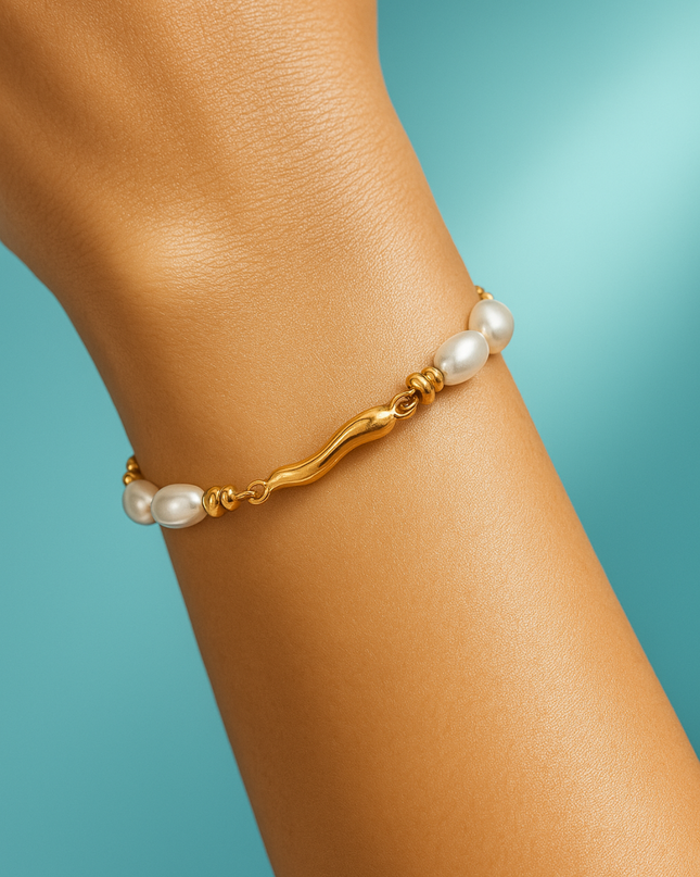 Stainless steel bracelet with water beads.